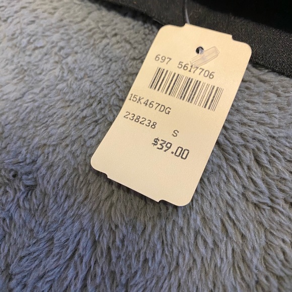 Studded skirt 🖤 - Picture 3 of 5